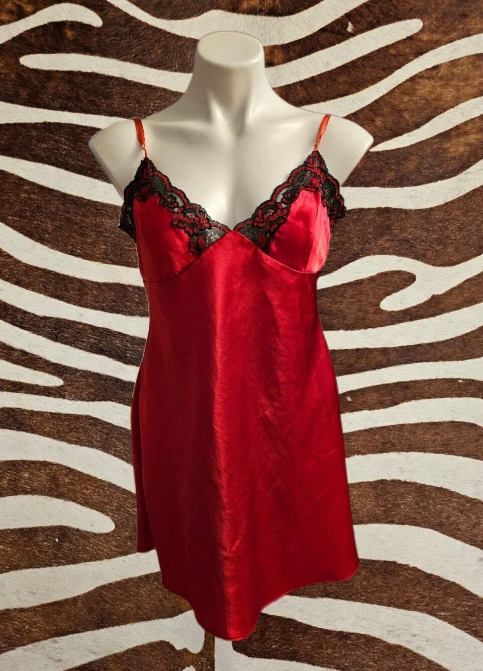 Vintage Frederick’s of Hollywood Red Satin Lace Slip Dress M Chemise Nightgown
